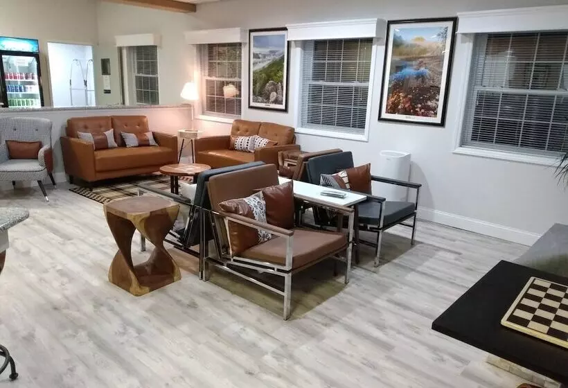 ホテル Dawson Inn