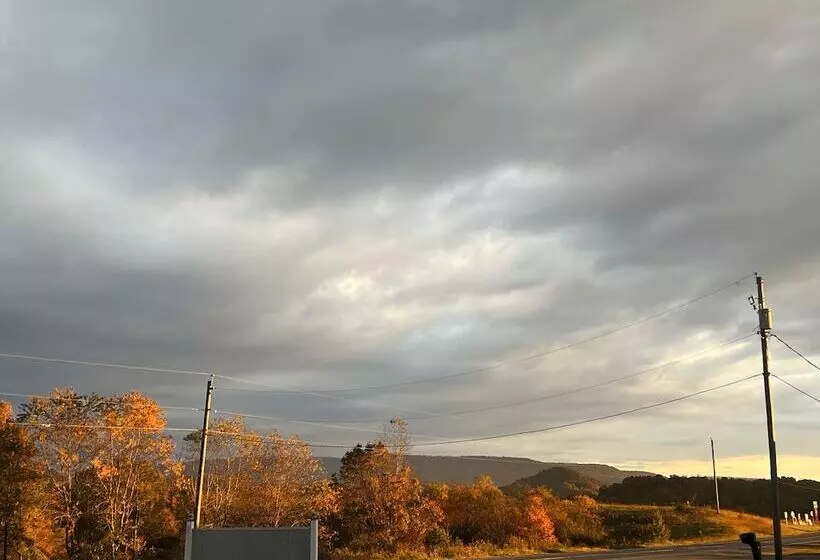 ホテル Dawson Inn