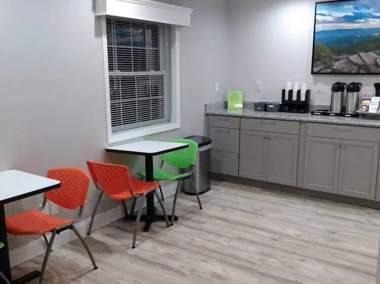 ホテル Dawson Inn