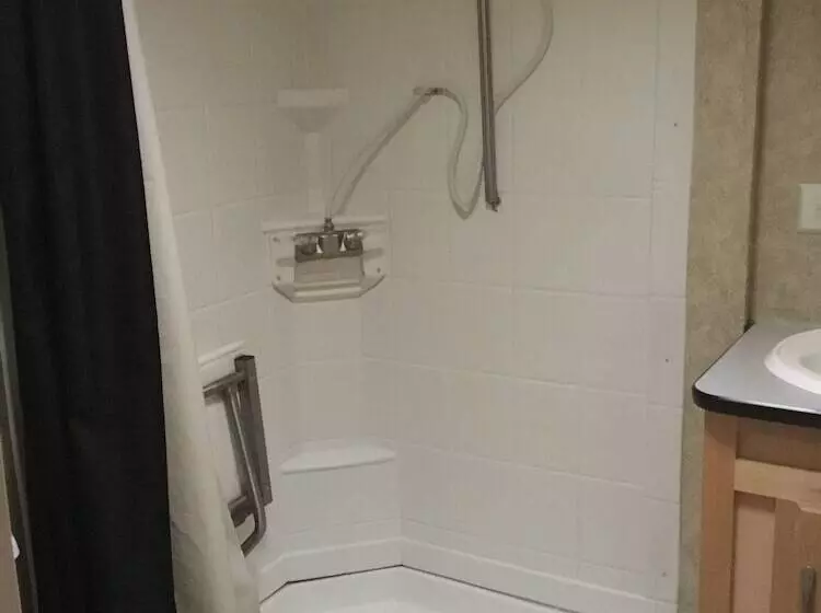 Hotelli Palmetto Oasis Rv Resort