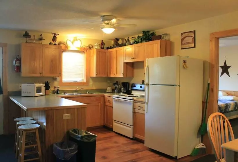 Hotelli Viking Bay Resort And Lodge