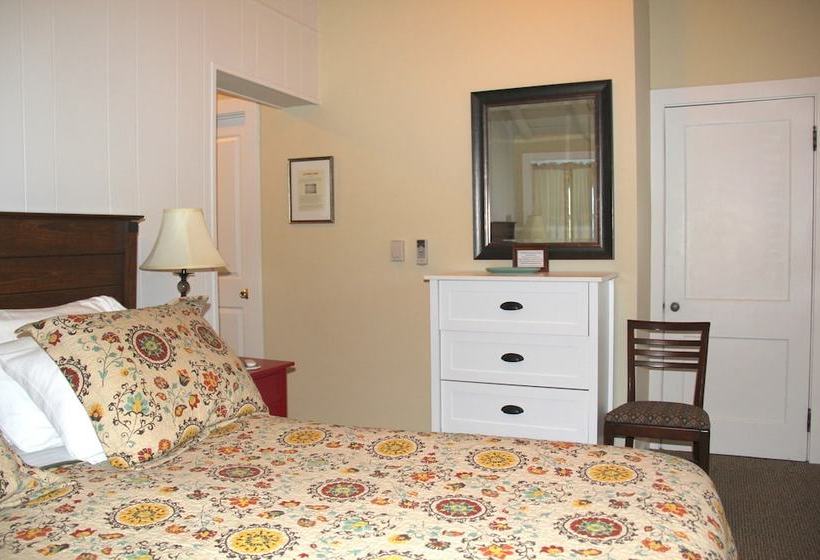 ホテル Yellowstone Hot Spring Cabins