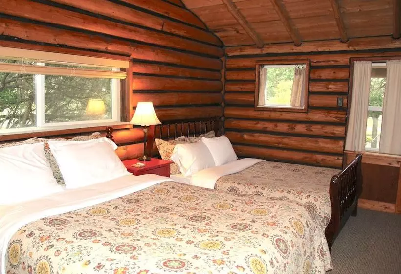 ホテル Yellowstone Hot Spring Cabins