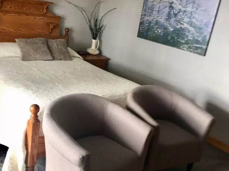 Lakeside Bed & Breakfast