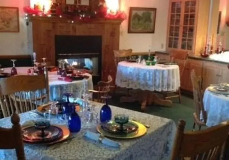 Lakeside Bed & Breakfast