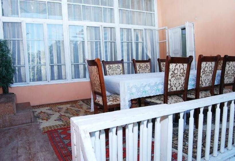 بنسيون Khiva National House