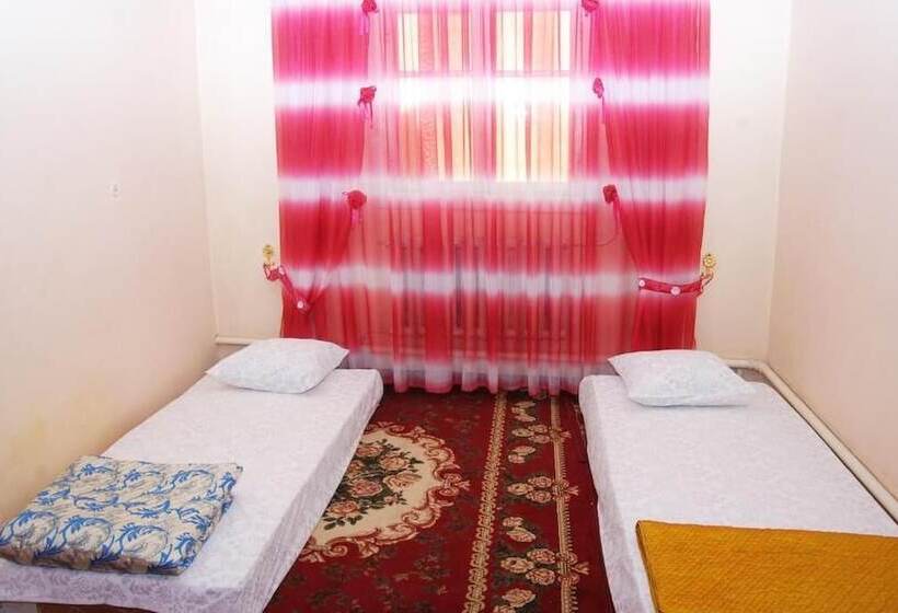 بنسيون Khiva National House