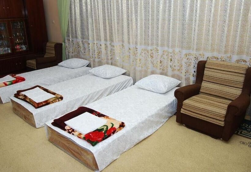 بنسيون Khiva National House