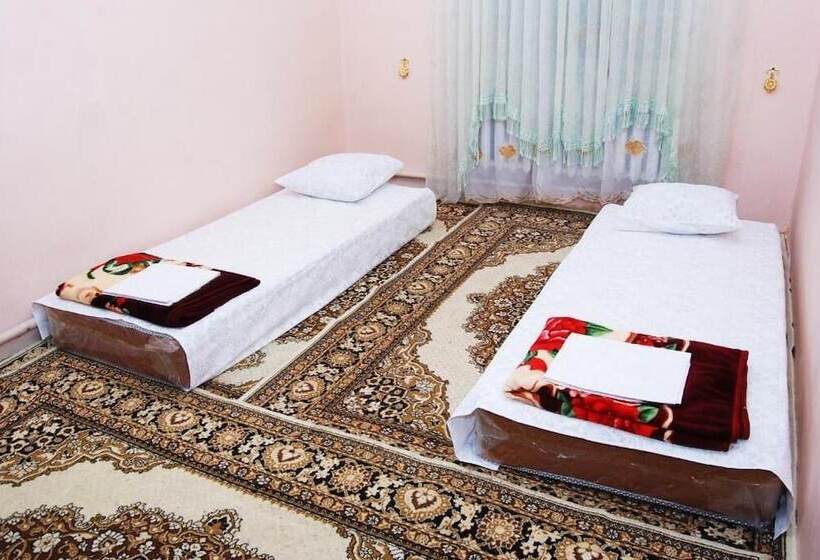 بنسيون Khiva National House