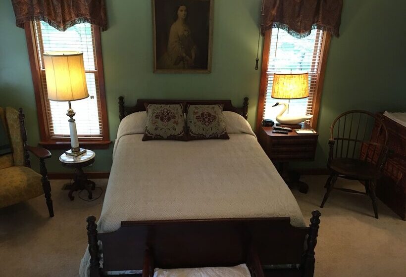 The Ebenezer House Bed & Breakfast