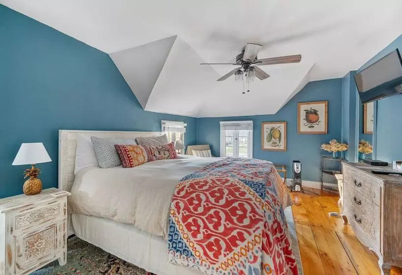 The Gables Of Rhinebeck Inn