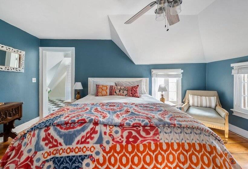 The Gables Of Rhinebeck Inn