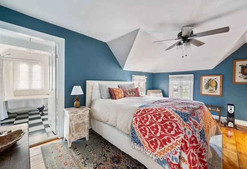 The Gables Of Rhinebeck Inn