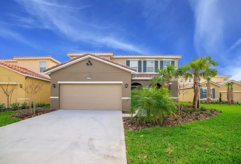 5 Bdrm Solterra New Home