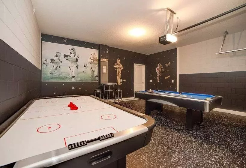 5 Bdrm Solterra New Home