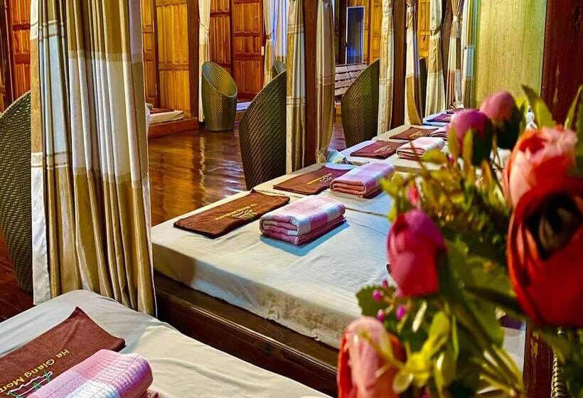 Ha Giang Moments Homestay Hostel