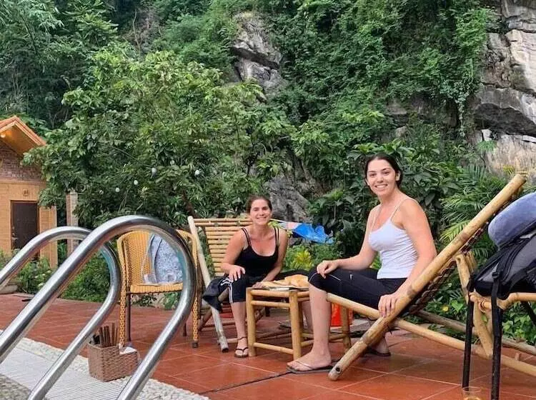 هتل Tam Coc Rocky Bungalow