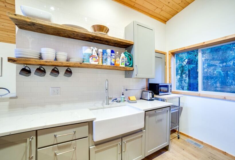 Mt. Baker Lodging Cabin 54 – Mt View, Wifi, Sleeps 6! By Mbl