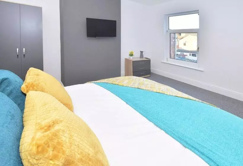 پانسیون Townhouse @ 272 Walthall Street Crewe