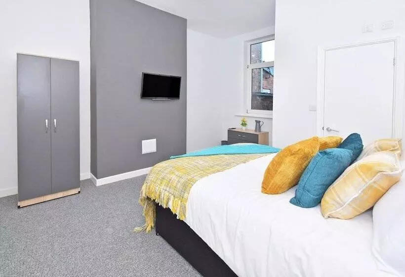 پانسیون Townhouse @ 272 Walthall Street Crewe