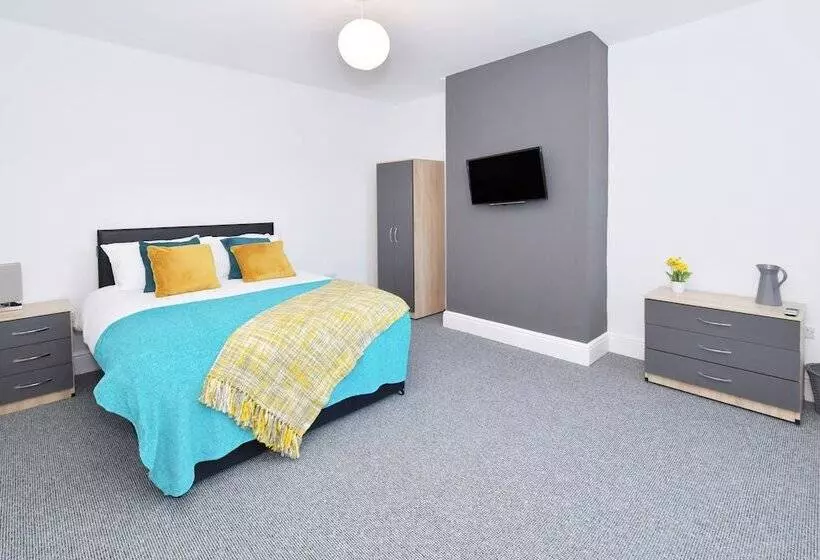 پانسیون Townhouse @ 272 Walthall Street Crewe