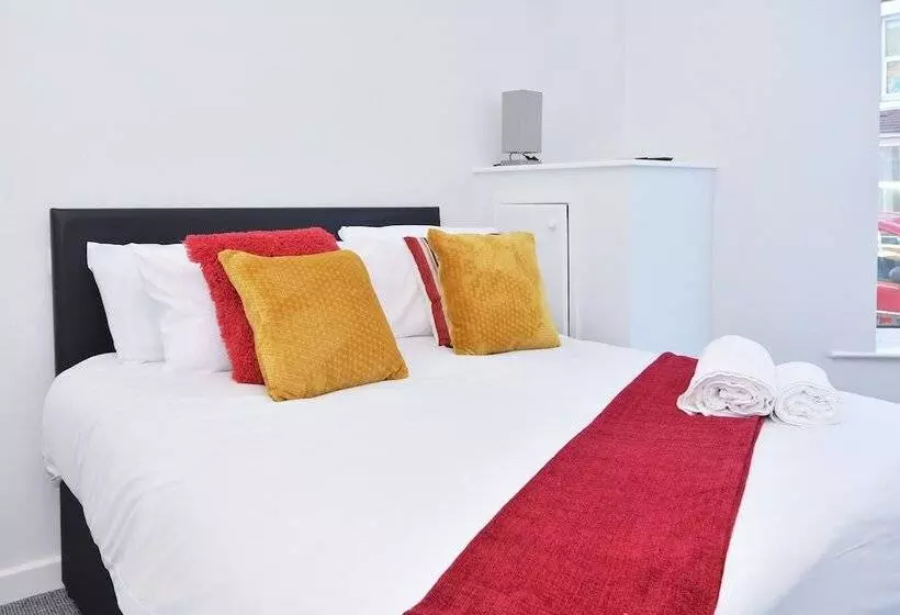 پانسیون Townhouse @ 272 Walthall Street Crewe