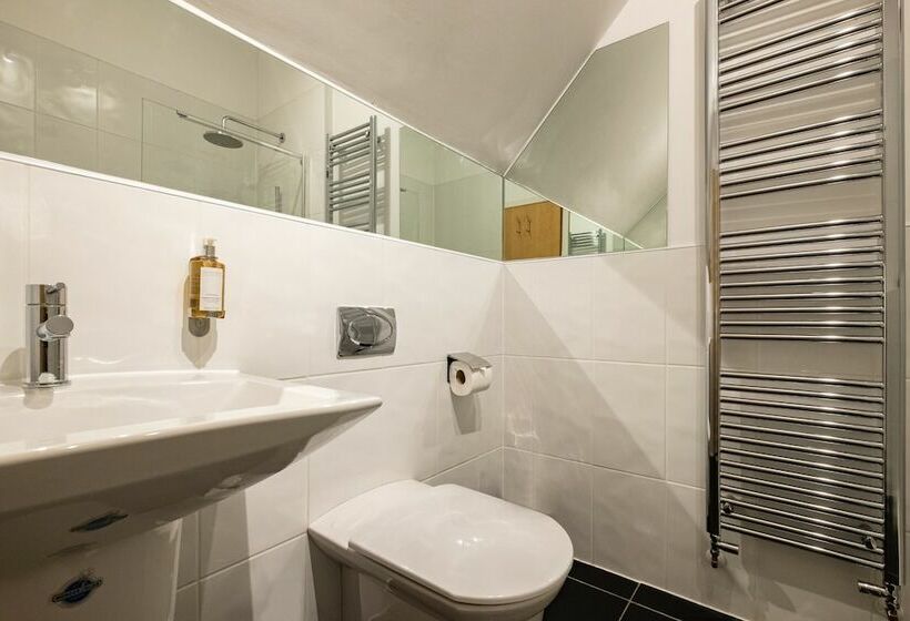 Pensione Trewhiddle Villa 08