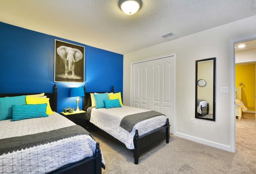 Solterra 6 Bedrooms House W/pool7032sr