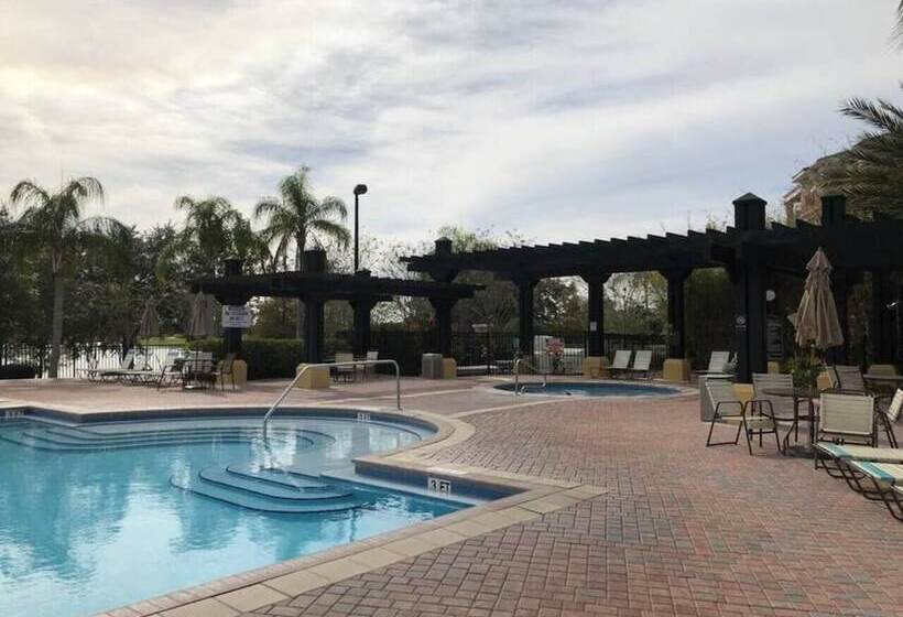 Tideview 20 · Walk To Convention! Near Universal & Disney