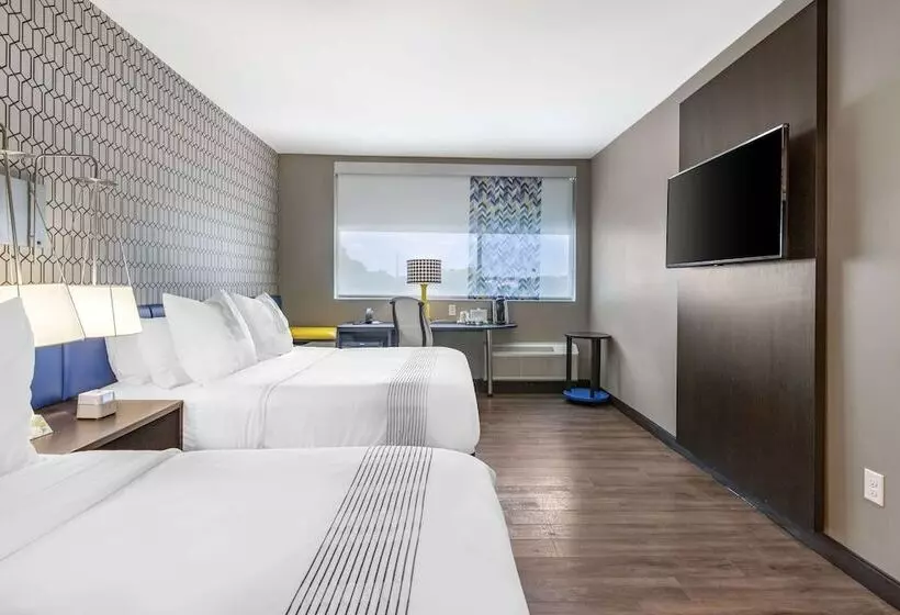ホテル Glō Best Western Savannah Gateway I 95