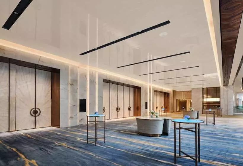 Hotelli Intercontinental Chongqing Raffles City By Ihg