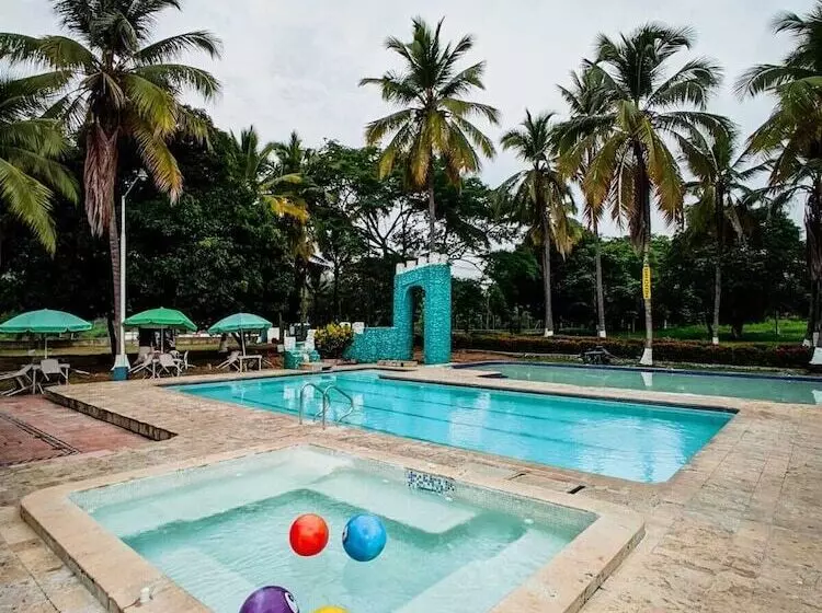 ホテル Santa Fe Campestre