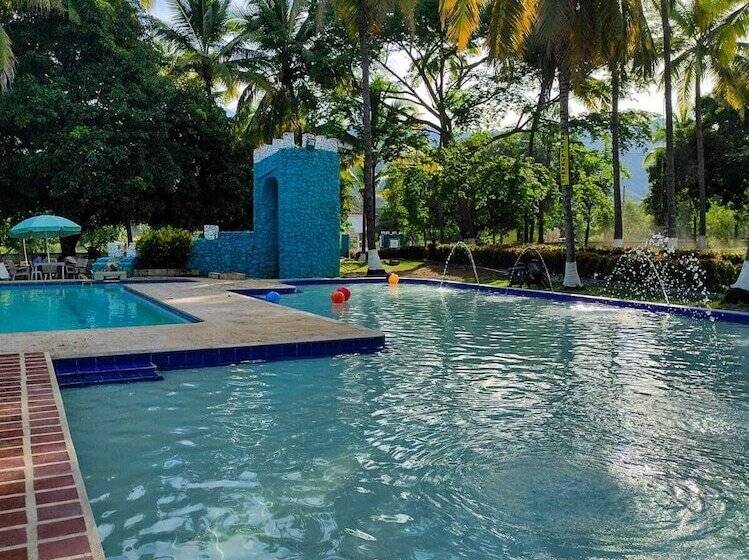 בית מלון כפרי Santa Fe Campestre