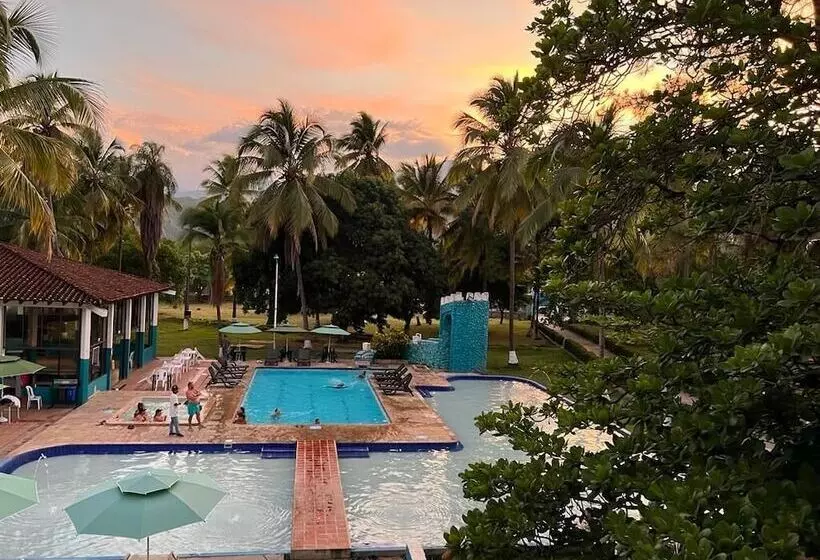 ホテル Santa Fe Campestre