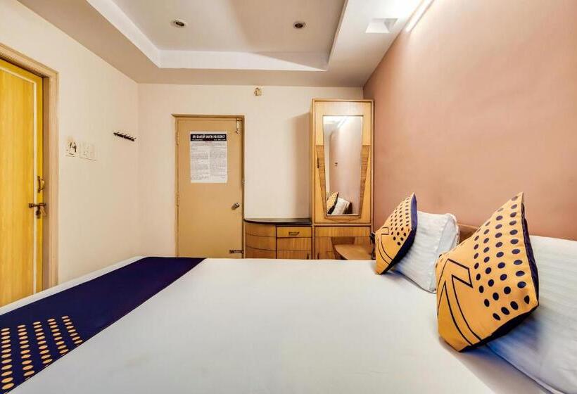 فندق Spot On Sgs Residency