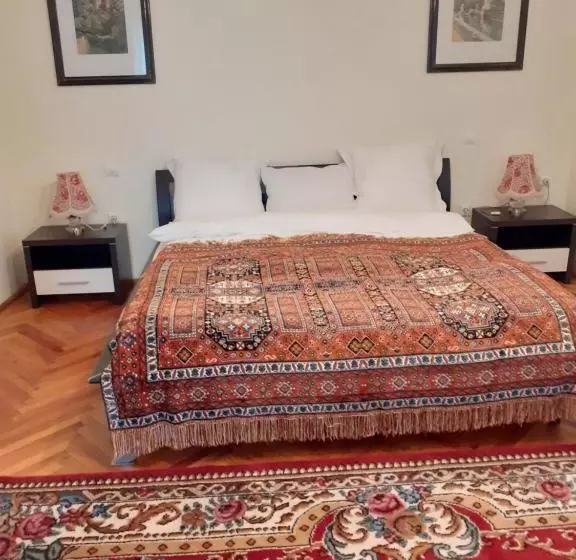 پانسیون Casa Insorita