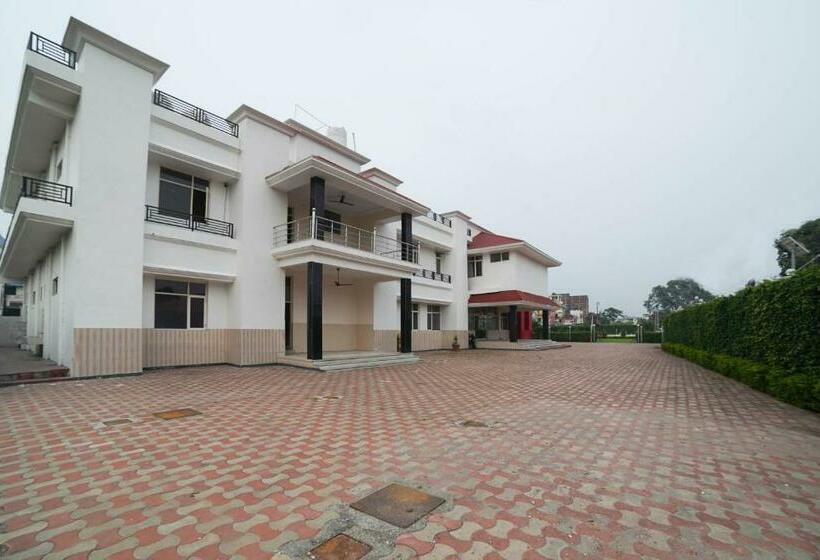 Hotel Capital O 49341 Sankalp