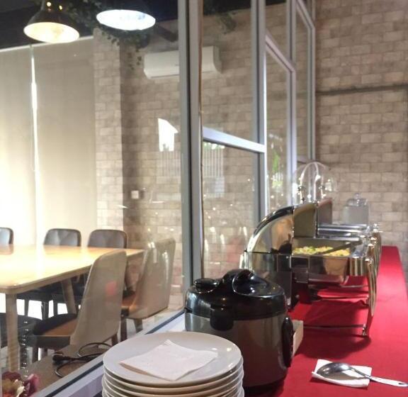 בית מלון כפרי Dna Fun Zone Pekanbaru