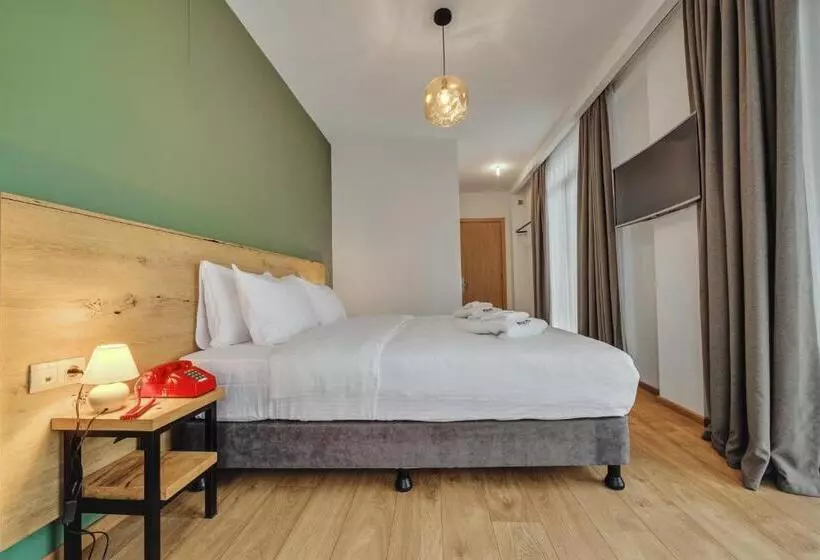 هتل Intourist Kazbegi