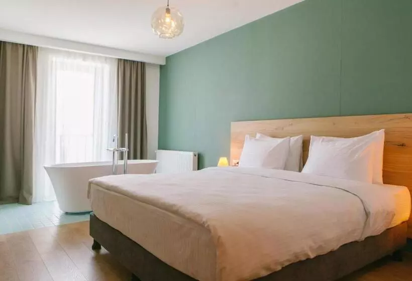 هتل Intourist Kazbegi