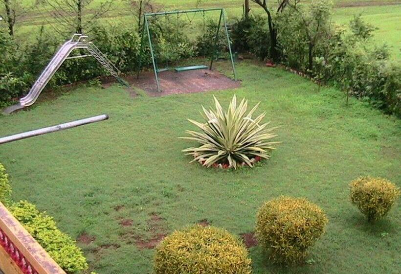 Hotel Mtdc Meghdhanush Park