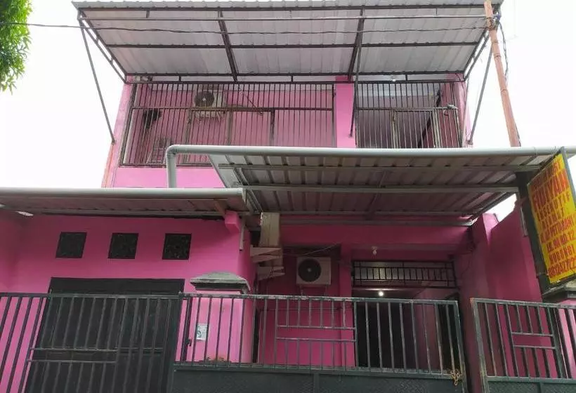 ホテル Oyo 3444 Fidiyah Inn Syariah
