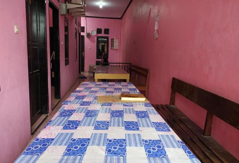 Hotel Oyo 3444 Fidiyah Inn Syariah