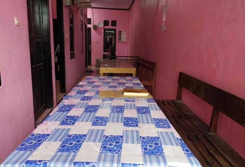 Hotel Oyo 3444 Fidiyah Inn Syariah