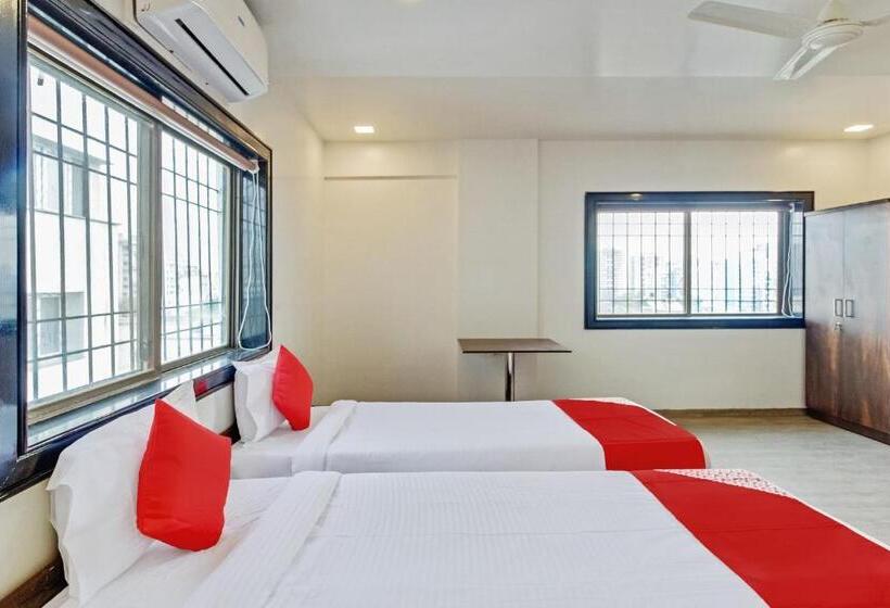 هتل Oyo 37647 Nirvana