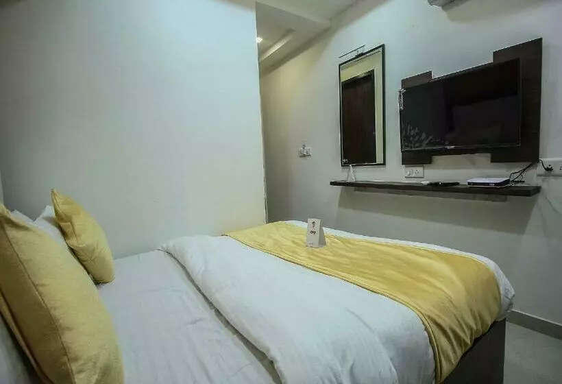 هتل Oyo 5859  Dream Inn