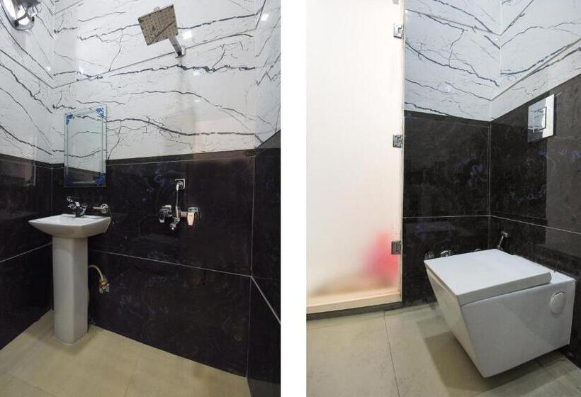 ホテル Oyo 62029  Shagun