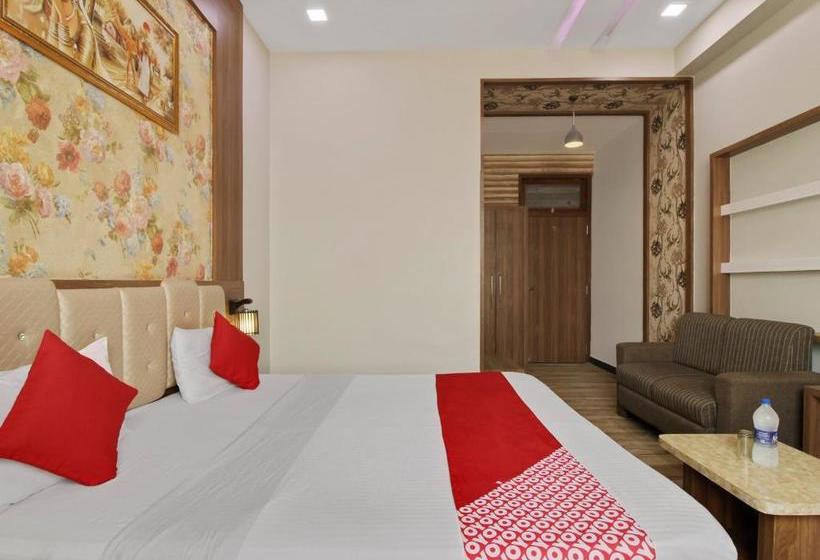 בית מלון כפרי Oyo 74591 Nilanjana Guest House