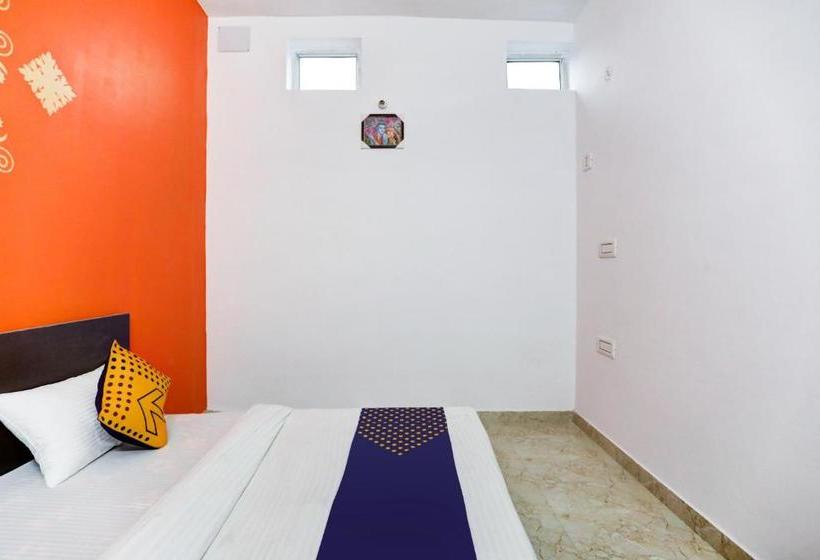 酒店 Spot On 75686 Royal Stay