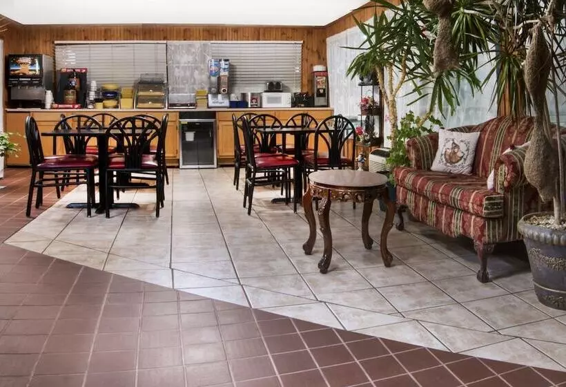 Motelli Lone Star Inn